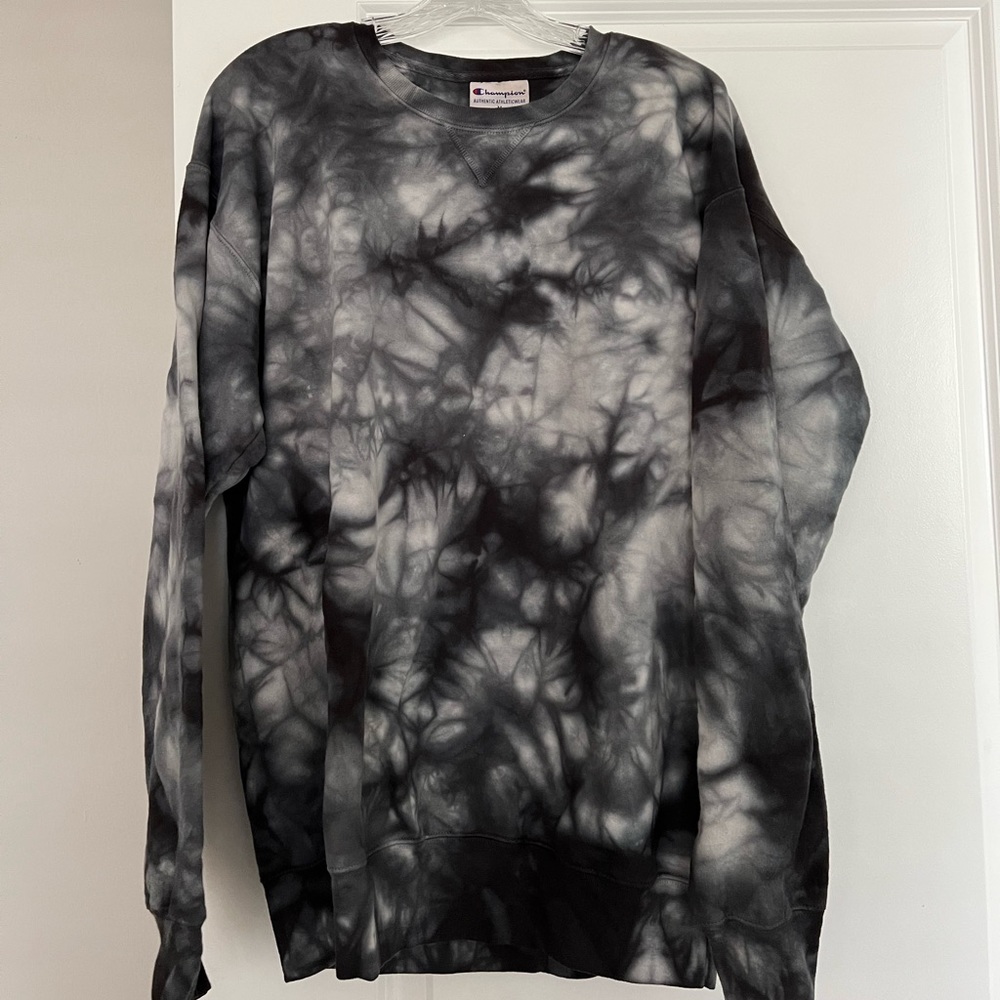 tie-die // acid wash champion sweatshirt